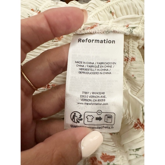 Reformation Adri Cream Floral Sleeveless Top Medium Smocked - Picture 8 of 9